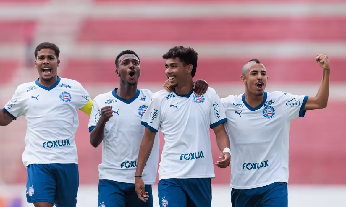 Bahia na Copinha: estreia com goleada e hat-trick de Juninho