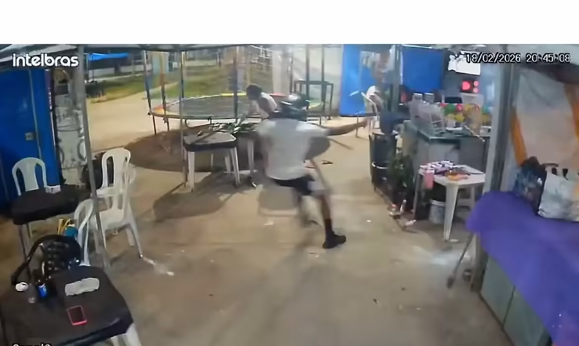 Tiroteio na Rua Frei Caneca deixa 1 morto e 3 feridos no centro do Rio