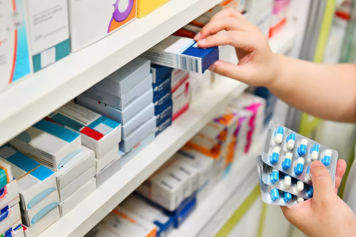 Supermercados: Câmara aprova projeto que permite venda de medicamentos