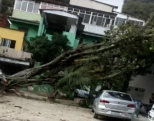 Rio de Janeiro enfrenta apagão após vendaval com ventos de 100 km/h