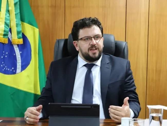 PF Investiga Pagamentos por Códigos de Barras Envolvendo Ex-Assessor de Lula