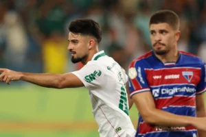 Palmeiras perde para o Fortaleza mas avança na Copa do Brasil